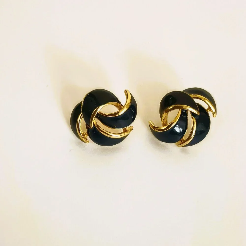 Blue Enamel Swirl Nautical Earrings Women's Gold Tone Vintage Post/Stud Jewelry